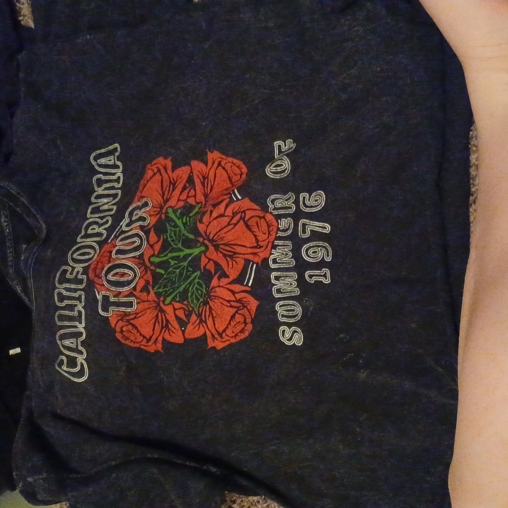 Summer of love crop top x large black and red